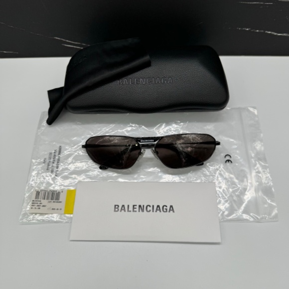 NEW BALENCIAGA BB0245S 001 UNISEX SUNGLASSES - Picture 11 of 11